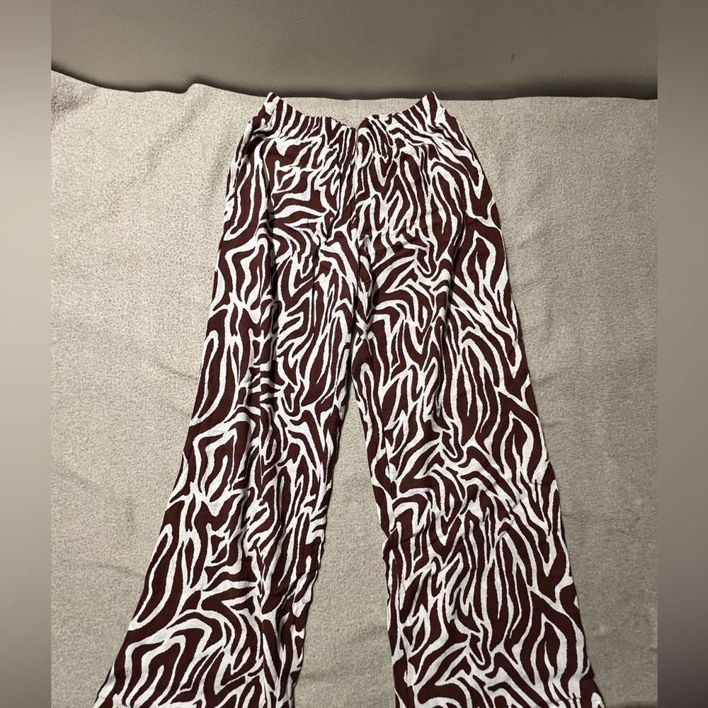 Wide pants